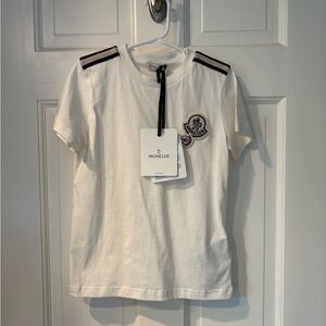 NWT Moncler Kids size 8 Cream Maglia T-Shirt with Logo